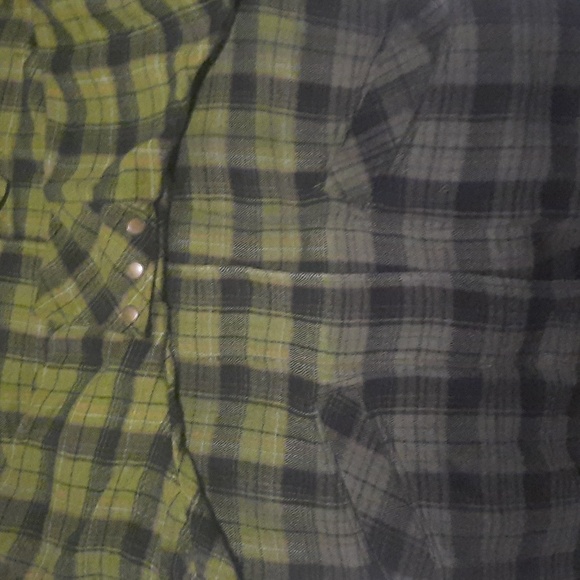 We The Free Flannel - Picture 8 of 12